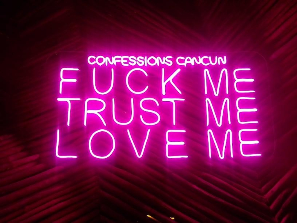 Confessions cancun