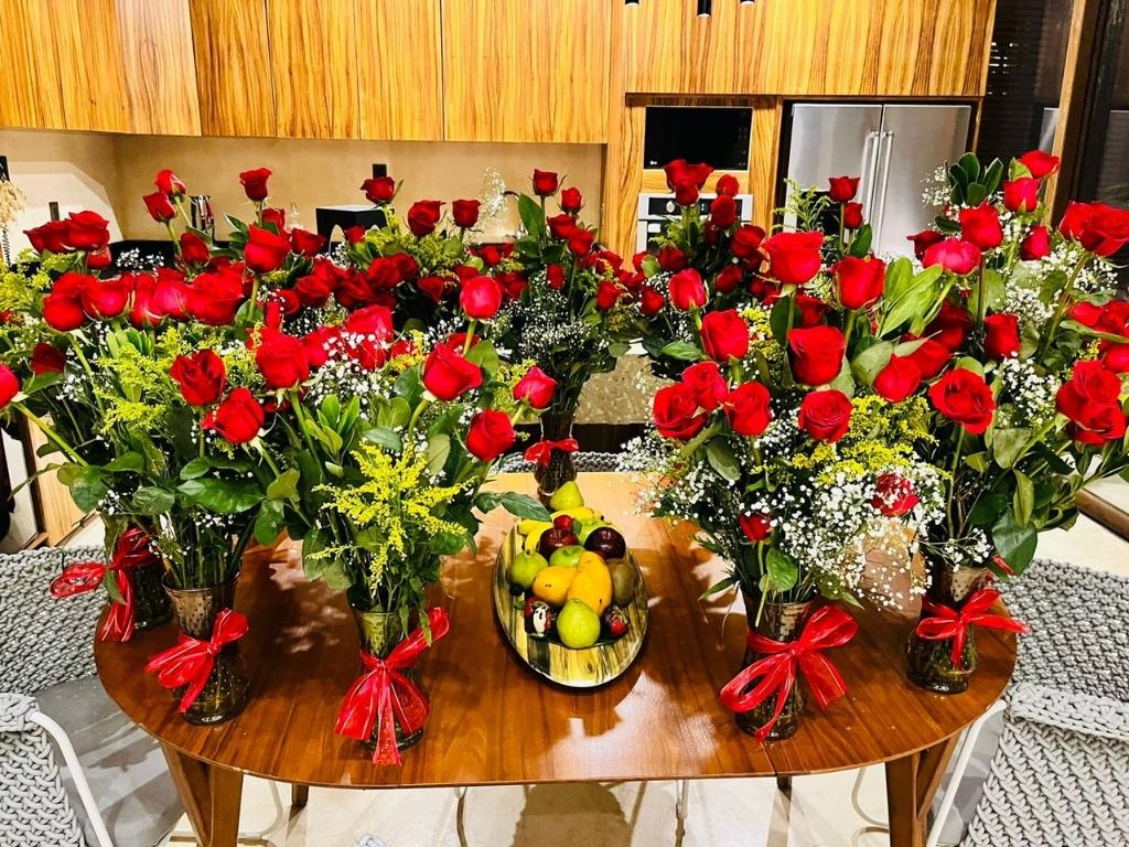 Balloons and Decorations (30)