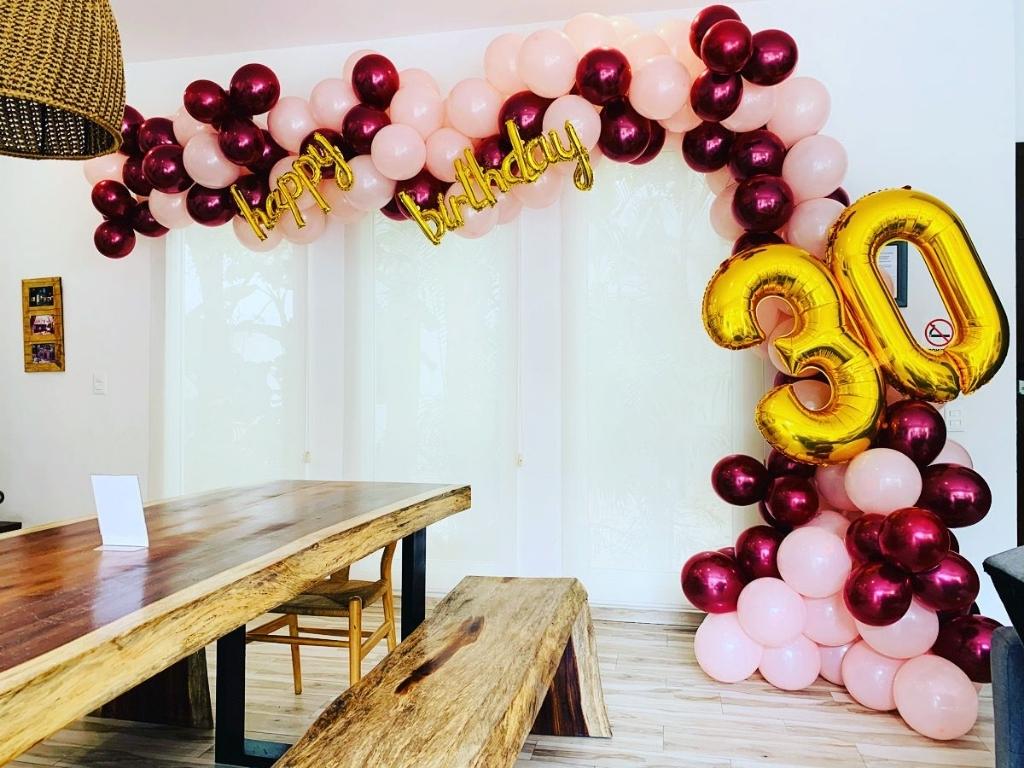 Balloons and Decorations (32)