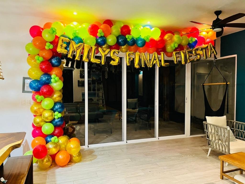 Balloons and Decorations (42)