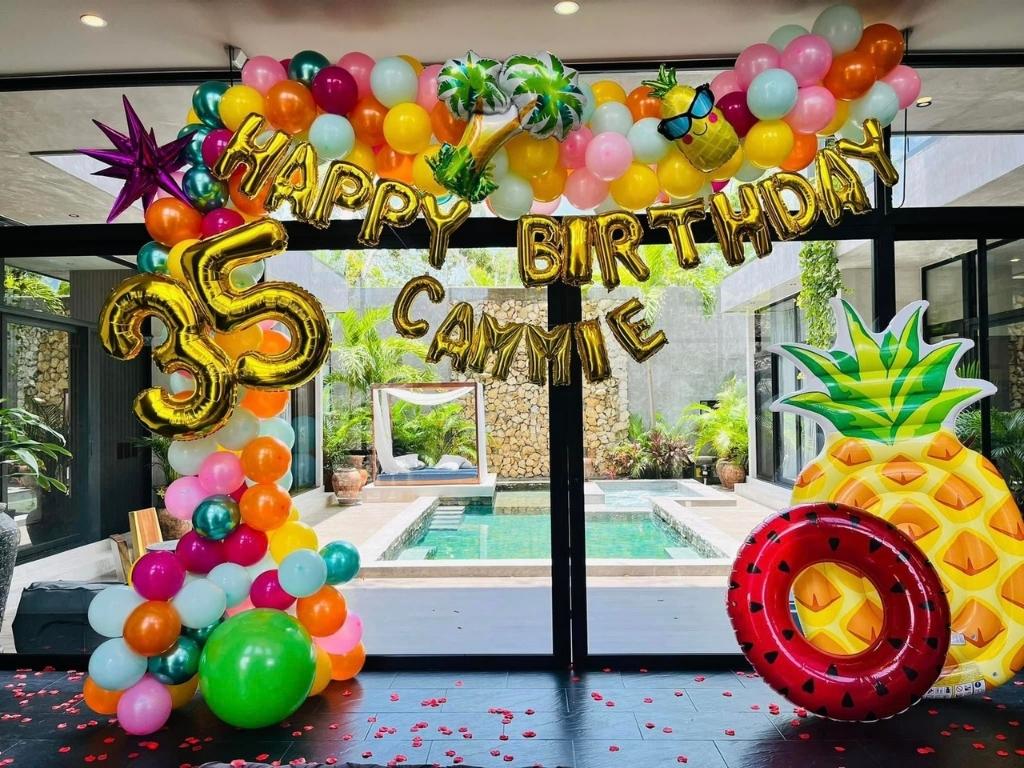Balloons and Decorations (5)