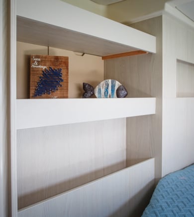 Catamaran Leopard:27