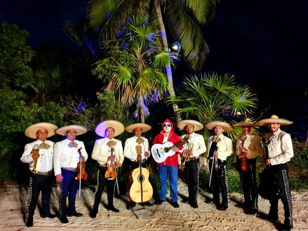 Mariachis (3)