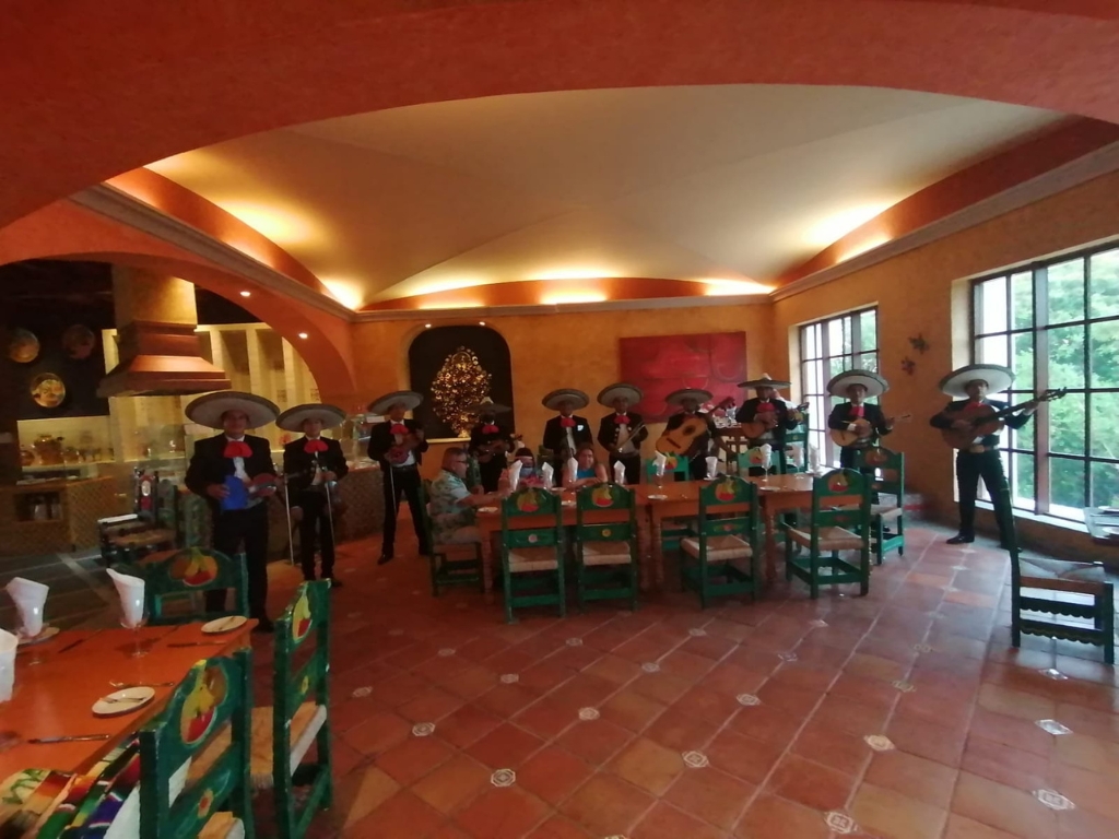 Mariachis (5)